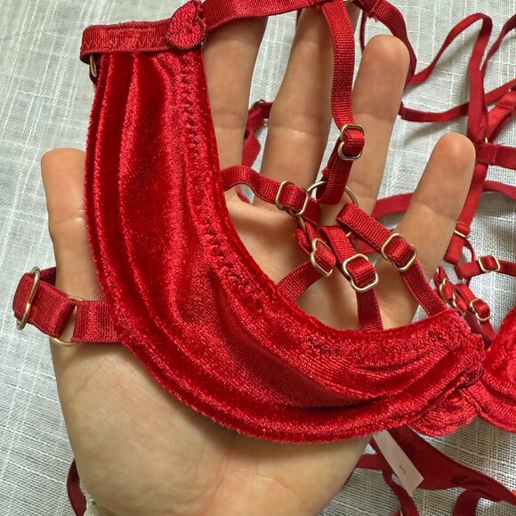 Voight Red Velvet Lingerie Set - corset garters strappy - size small - Picture 2 of 7
